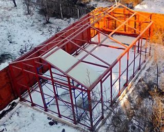 Каркасный гараж из профильной трубы